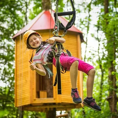 Semesterbostad Casita - Sterneferienhaus Mit Garten, Sauna Und Wallbox Kirburg